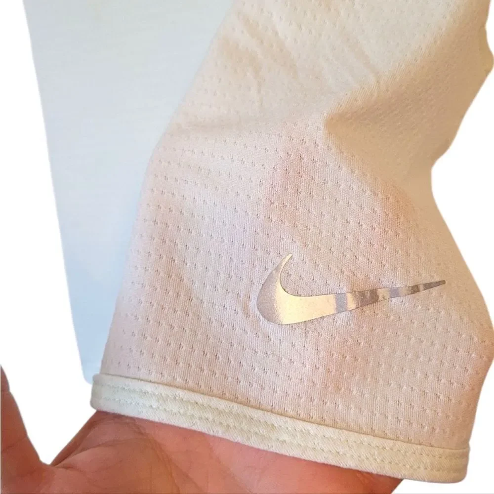 Nike Women's Mint Green Cropped Mesh Tank Top Size M